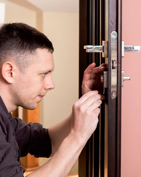 : Professional Locksmith For Commercial And Residential Locksmith Services in Soledad, CA